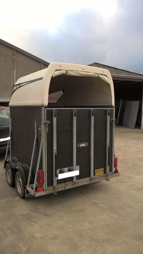 Paardentrailer te huur, Dieren en Toebehoren, Paarden en Pony's | Trailers en Aanhangwagens, 2-paards trailer, Hout, Ophalen