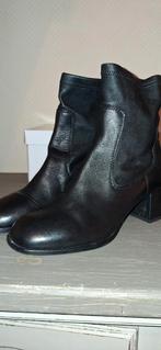 Bottines cuir noir P37 made in Italy Nursace tb état, Vêtements | Femmes, Chaussures, Enlèvement, Noir