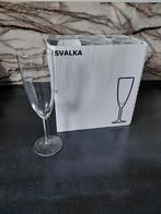 Verres à champagne, Enlèvement