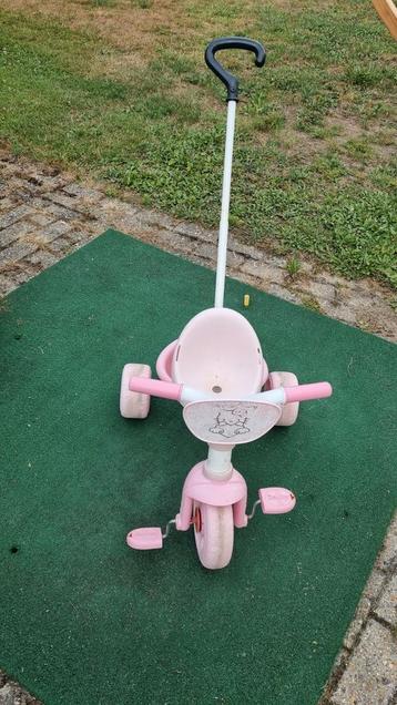 Driewieler duwen of trappen hello kitty beschikbaar voor biedingen