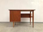 Vintage mid-century bureau, Huis en Inrichting, Ophalen, Gebruikt, Bureau