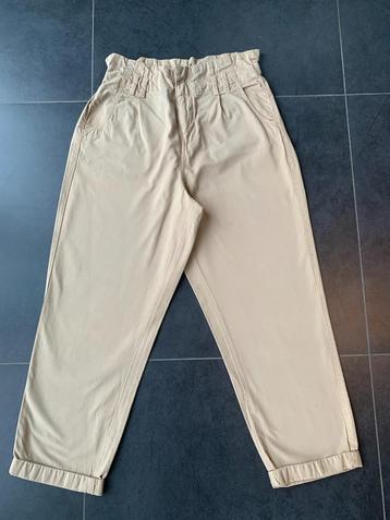 Chinobroek maat 38 beschikbaar voor biedingen