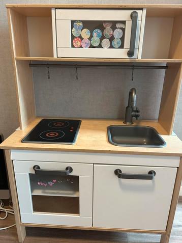Ikea Keukentje beschikbaar voor biedingen