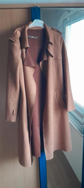 Dames jas  beschikbaar voor biedingen