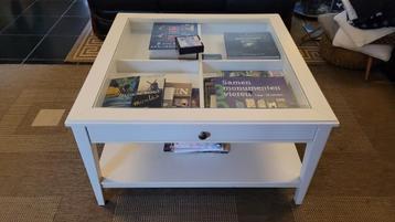 salon-vitrine tafel beschikbaar voor biedingen