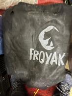 Matelas gonflable FROYAK avec pompe électrique intégrée, Caravanes & Camping, Enlèvement, Pompe intégrée, Comme neuf, 2 personnes