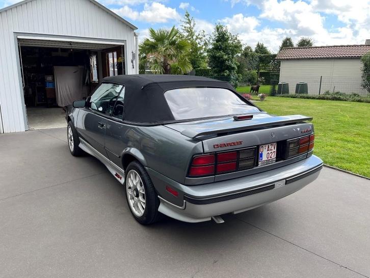 Unieke oldtimer, Autos, Oldtimers & Ancêtres, Particulier, Vitres électriques, Jantes en alliage léger, Peinture métallisée, Radio