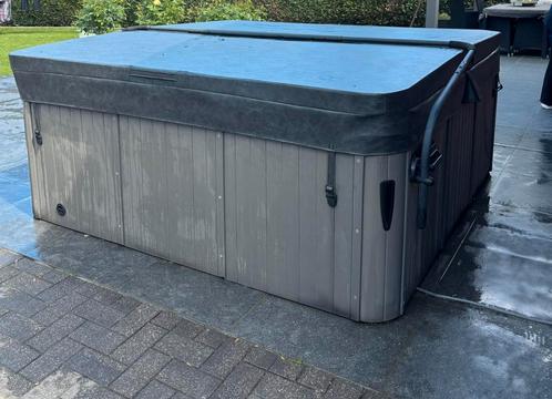 Jacuzzi Grand pacific élite, Tuin en Terras, Bergingen en Tuinkasten, Zo goed als nieuw, Ophalen