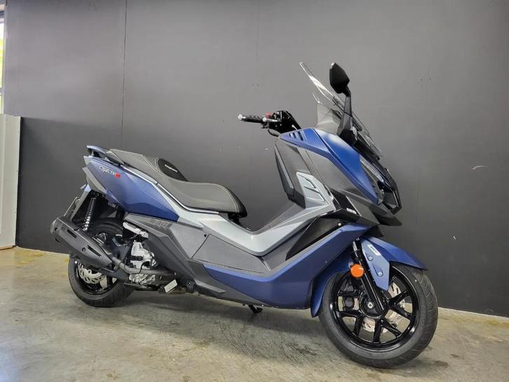SYM Cruisym Alpha 125cc (A1, B-rijbewijs) (bj 2022), Motoren, Motoren | Overige merken, Bedrijf, Overig, 11 kW of minder