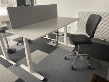 Bureautafel elektrisch toonzaalmodel, Enlèvement, Électrique