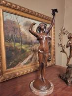 Prachtig bronzen beeld op marmeren voet, Antiek en Kunst, Ophalen