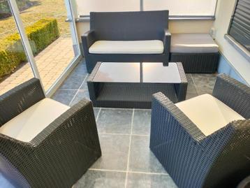 Tuinlounge beschikbaar voor biedingen