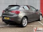 Alfa Romeo Giulietta 1.4 T Distinctive | Leder | Climate | C, Auto's, Alfa Romeo, Zwart, Bedrijf, Zilver of Grijs, Start-stop-systeem