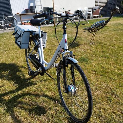 Herstelling van jouw kapotte fiets., Fietsen en Brommers, Fietsen | Dames | Damesfietsen, Ophalen of Verzenden