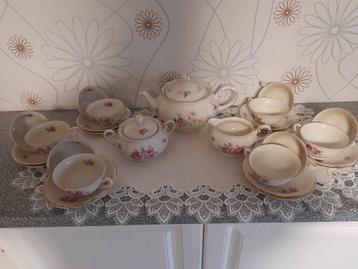 Antiek koffie servies van de Mosa beschikbaar voor biedingen