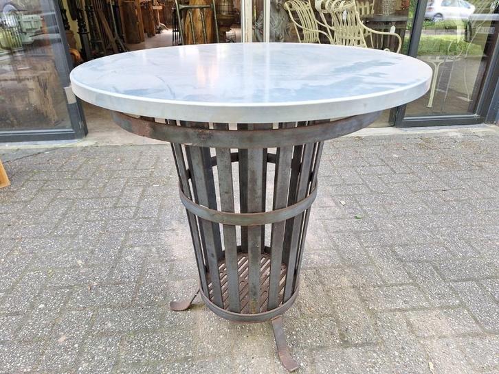diverse tuintafel bistrotafel terrastafel, Tuin en Terras, Tuintafels, Zo goed als nieuw, Rond, Ophalen