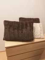 Plaid + 3 bijpassende sierkussens goede staat, Huis en Inrichting, Ophalen, Gebruikt, Beige