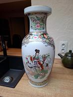 2 chinese vazen, Ophalen