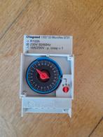 interruptor horloge microrex qt31 legrand, Ophalen of Verzenden, Gebruikt