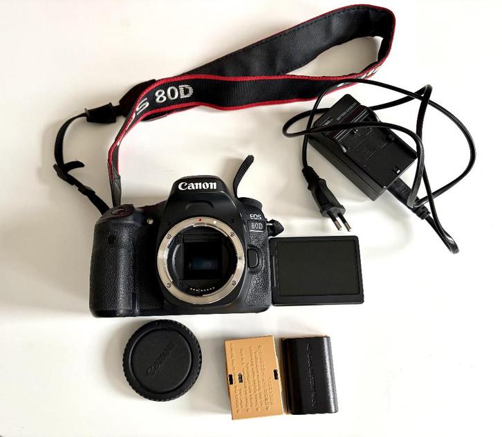 camera Canon 80D, Audio, Tv en Foto, Fotocamera's Digitaal, Zo goed als nieuw, Spiegelreflex, Canon, Geen optische zoom, Ophalen of Verzenden