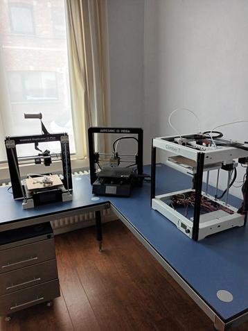 3 printers voor herstelling of onderdelen.