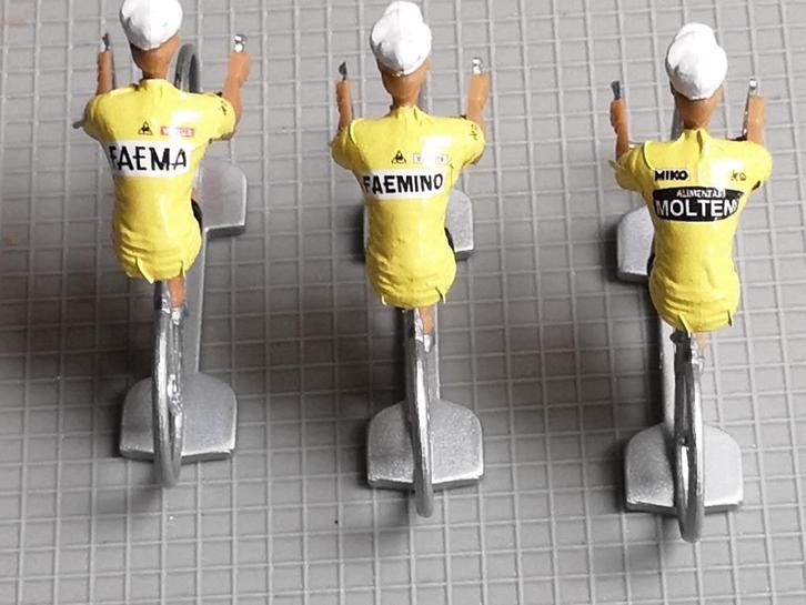 Eddy Merckx 3 verschillende Gele truien TDF, Antiek en Kunst, Antiek | Speelgoed, Verzenden
