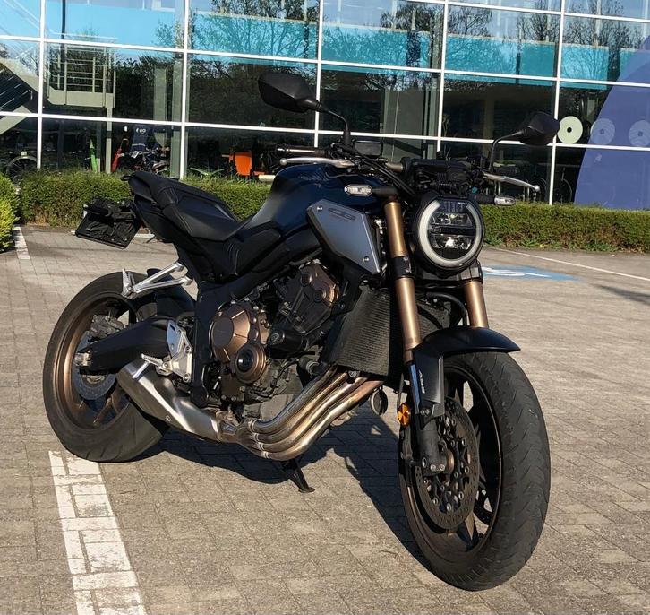 Honda CB650RA, Motoren, Motoren | Honda, Particulier, Naked bike, meer dan 35 kW, 4 cilinders, ABS, Handvatverwarming, LED Verlichting