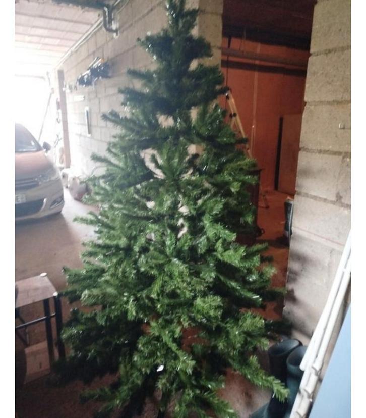 Sapin de Noël artificiel, Diversen, Kerst, Zo goed als nieuw, Ophalen