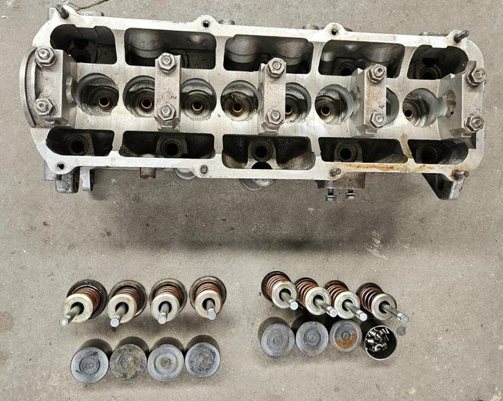 cilinderkop coulasse 1.6 volkswagen golf2 benzine, Auto-onderdelen, Motor en Toebehoren, Volkswagen, Ophalen