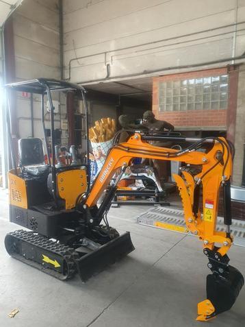 Mini pelle brincky 1050kg neuve zero heures fuul option, Articles professionnels, Machines & Construction | Autre