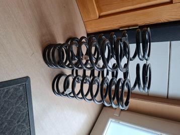 Ressorts +5 LR defender 110/130 neuf beschikbaar voor biedingen