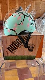 Nutcase helm cherry blossom fietsen of skateboard, Ophalen, Gebruikt