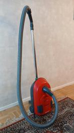 Samsung stofzuiger 1300W, Elektronische apparatuur, Stofzuigers, Ophalen