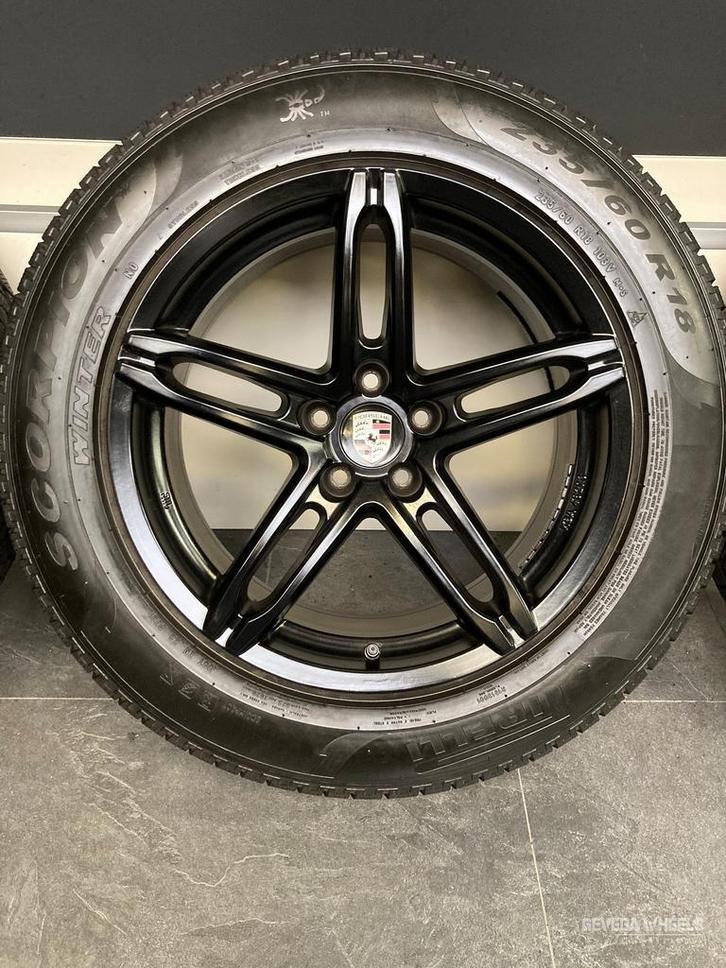 18” Porsche Macan velgen + winterbanden 5x112 TPMS breedset, Auto-onderdelen, Banden en Velgen, Banden en Velgen, Winterbanden