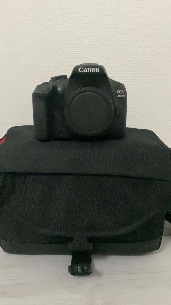Canon EOS 2000D - Volledig pakket, Audio, Tv en Foto, Fotocamera's Digitaal, Zo goed als nieuw, Spiegelreflex, Canon, Minder dan 4 keer