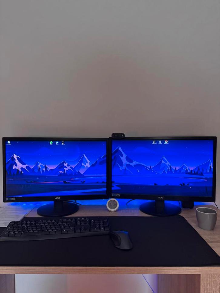 Twee AOC E2470SW – 24” Full HD Monitoren (Topconditie), Computers en Software, Monitoren, Zo goed als nieuw, DVI, HDMI, VGA, Gaming