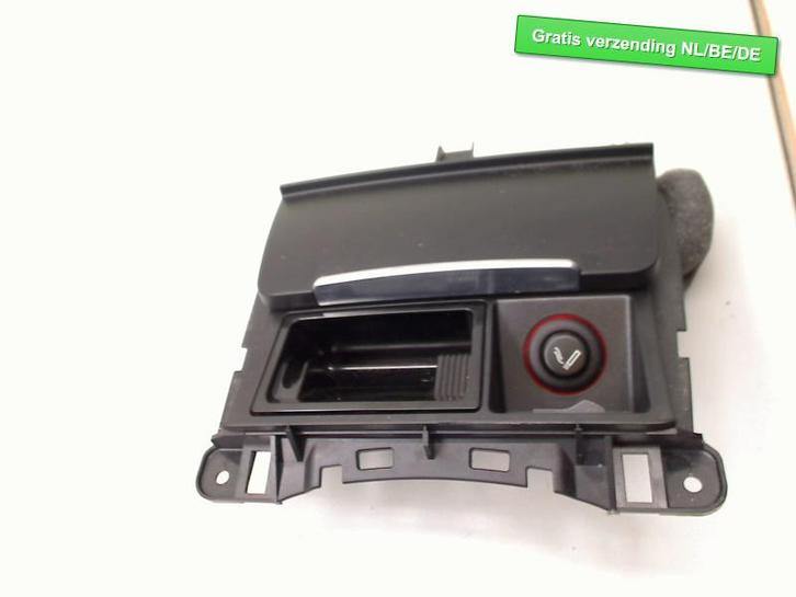 ASBAK VOOR Audi A4 Avant (B8) (01-2007/12-2015) (8K0857951), Auto-onderdelen, Interieur en Bekleding, Audi, Gebruikt