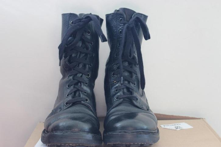 COMBATSHOES  MAAT 42,5/ CHEMISCH GEREINIGD EN VERZOOLD, Diversen, Overige Diversen, Ophalen of Verzenden