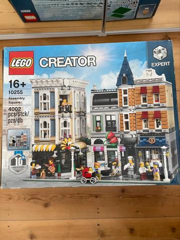Lego Creator - Assembly Square - 10255