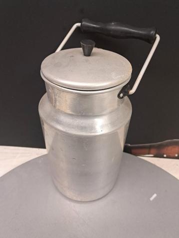 Antieke melk of soepkan, Enlèvement ou Envoi