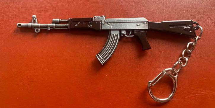 AK 47 geweer sleutelhanger, Collections, Objets militaires | Général, Enlèvement ou Envoi
