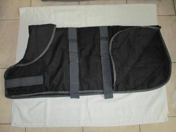 hondenjasjes beschikbaar voor biedingen