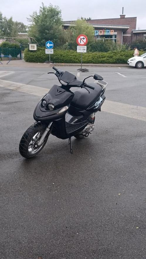 MBK BOOSTER A KLASSE 70CC, Fietsen en Brommers, Scooters | Yamaha, Zo goed als nieuw, Klasse A (25 km/u), Tweetakt, Ophalen of Verzenden