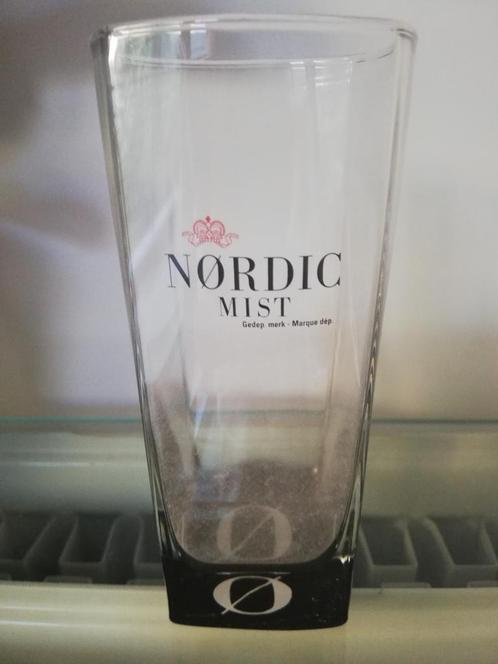 Verre Nordic Mist, Collections, Verres & Petits Verres, Comme neuf, Enlèvement