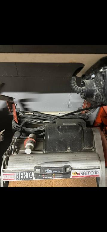 Berta tegel kuis machine beschikbaar voor biedingen