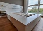 Bedframe met matras 160 x 200 cm, Huis en Inrichting, Ophalen, Wit, Tweepersoons, Zo goed als nieuw