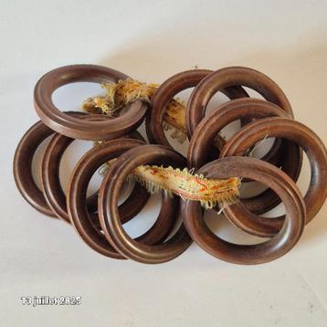 Set van 10 massief houten ringen met antieke rand beschikbaar voor biedingen