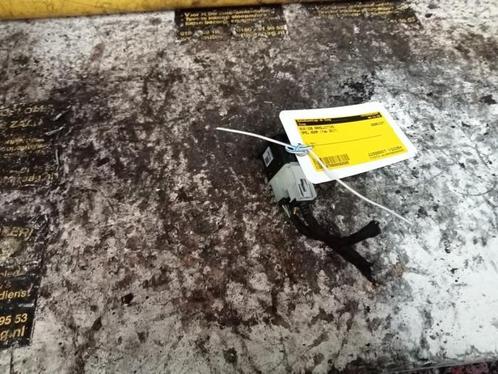AUX/USB aansluiting van een Opel Adam, Auto-onderdelen, Elektronica en Kabels, Opel, Gebruikt, 3 maanden garantie, Ophalen of Verzenden