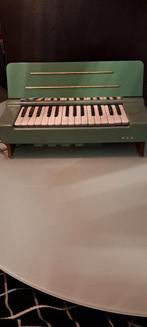 Vintage electrische organeta, Muziek en Instrumenten, Orgels, Harmonium, Ophalen of Verzenden, Zo goed als nieuw