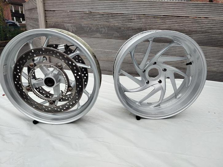 BMW R1200S R1200R R1200STwielen, Motoren, Onderdelen | BMW, Gebruikt, Ophalen of Verzenden